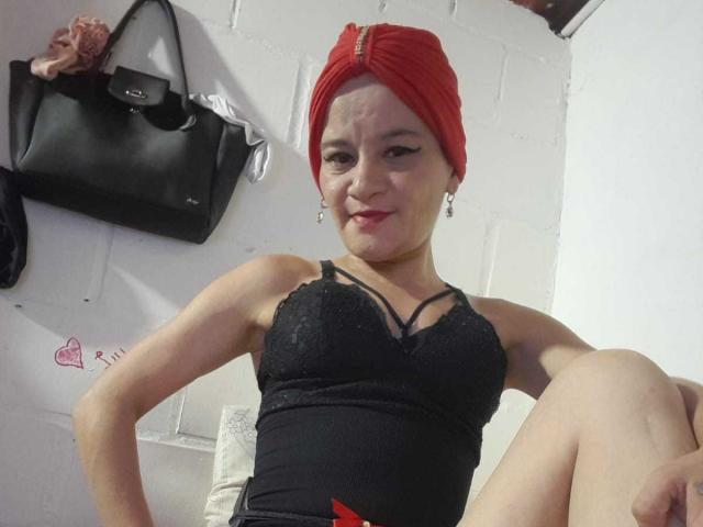 SexyHottyLuna - Sexe cam en vivo - 22802869