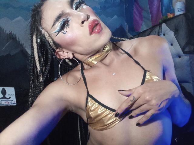 Crystalinn - Live sex cam - 22804401