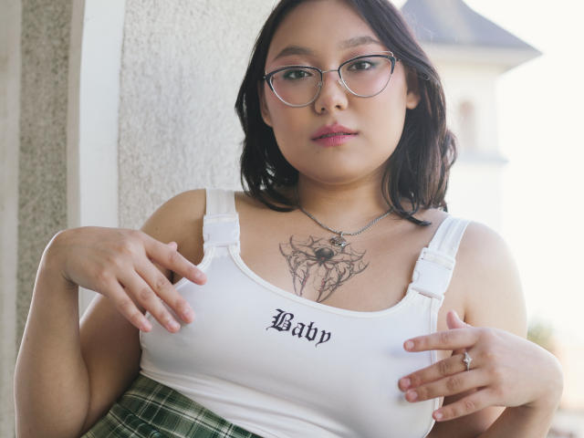 YukiLewd - Live Sex Cam - 22806293