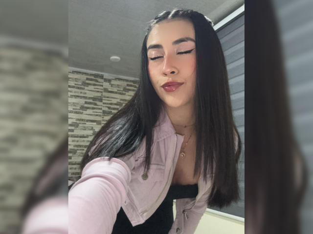 AnyaJay - Live porn &amp; sex cam - 22811693