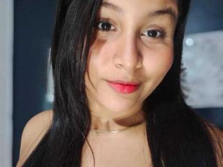 EvaCandyslave - Live Sex Cam - 22812009