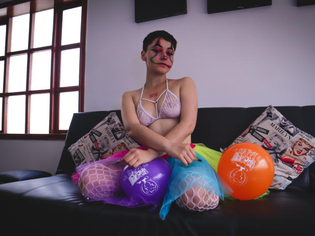 MissTat - Live porn &amp; sex cam - 22812633