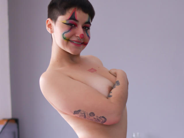 MissTat - Live porn &amp; sex cam - 22812697
