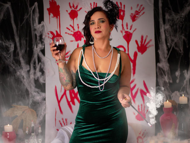 BarbaraTheas - Live Sex Cam - 22814973