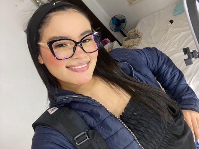 MiiaPalmer - Live Sex Cam - 22815065