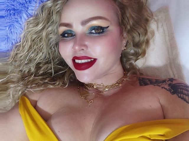 AnnaRichie - Live sex cam - 22819245