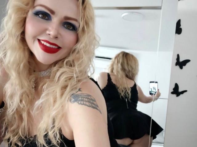 AnnaRichie - Sexe cam en vivo - 22819513
