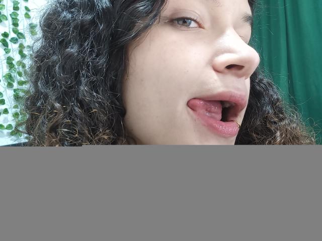 WendyBeckettX - Live sex cam - 22819541