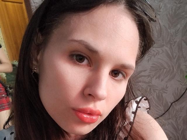 LuGina - Live Sex Cam - 22824357
