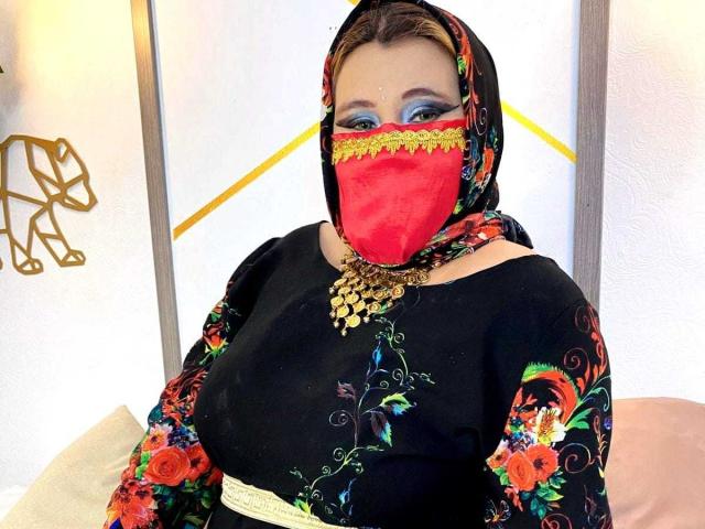SalmaAzaman - Live sex cam - 22827545