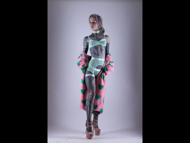 Anuskatzz-hot - Live Sex Cam - 22827833