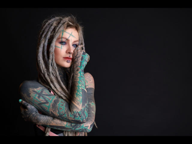 Anuskatzz-hot - Live Sex Cam - 22827837