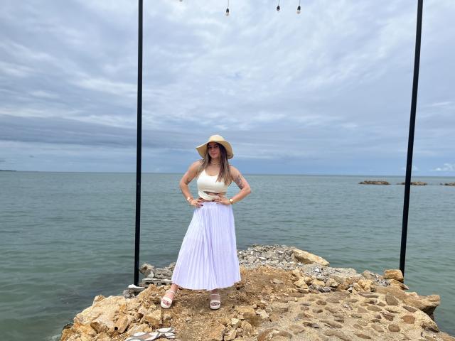 AtheneaRossi - Live sexe cam - 22834617