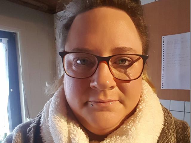 KleinerTeufel82-hot - Live sex cam - 22838057