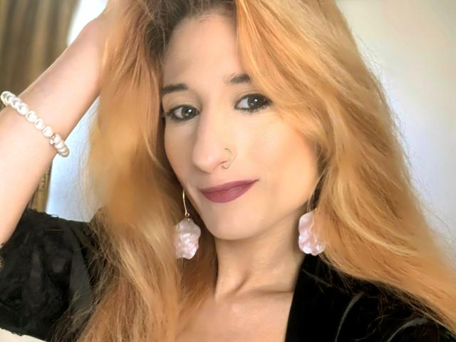 SeductiveBonita - Live sex cam - 22840817