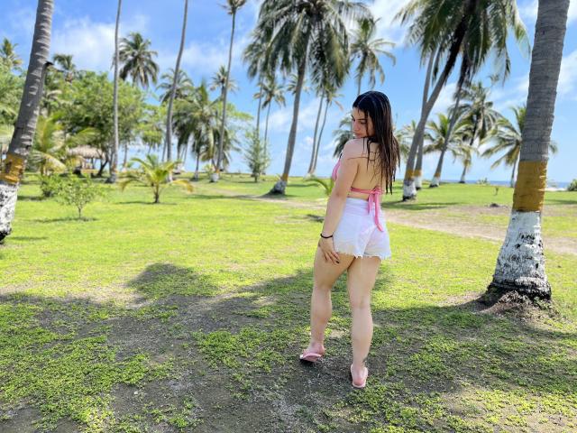 AtheneaRossi - Live porn &amp; sex cam - 22846561