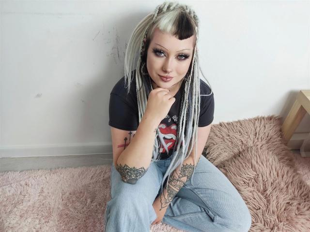 ViviaDominant-hot - Sexe cam en vivo - 22871969