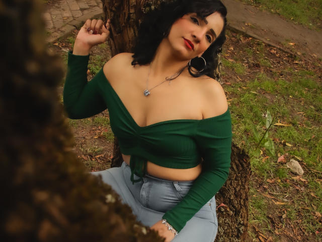 EllieNovoa - Live porn &amp; sex cam - 22872929