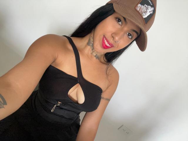 Chanelly - Live sex cam - 22874061