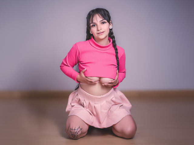 MarietteJones - Live sex cam - 22874217