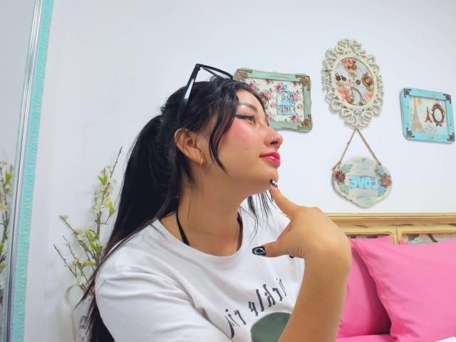 Genesiss - Live sex cam - 22874717