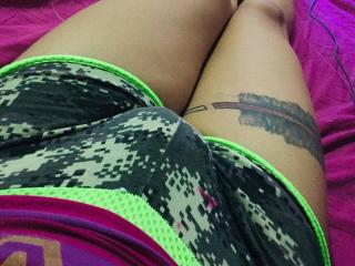 ArianaUnicorn - Live sexe cam - 22876453