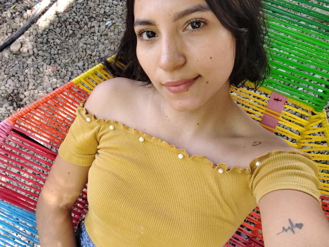EmilyWildy - Sexe cam en vivo - 22883089