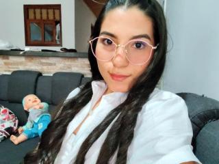 EmilyWildy - Live Sex Cam - 22883097