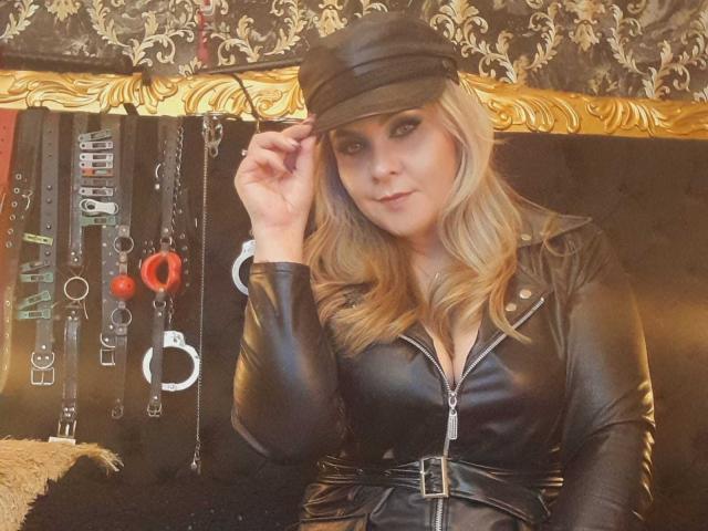 VictoriiaGray - Live sex cam - 22883597