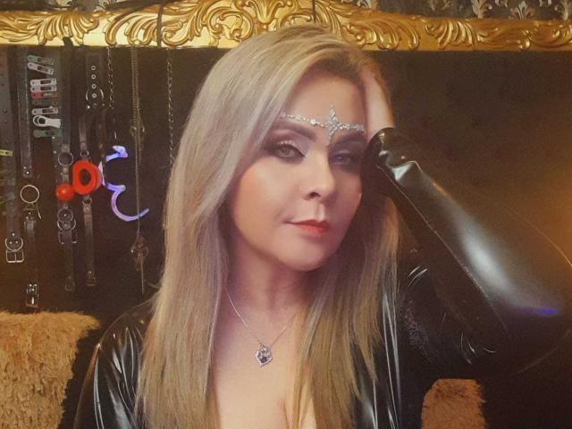 VictoriiaGray - Live sex cam - 22883621