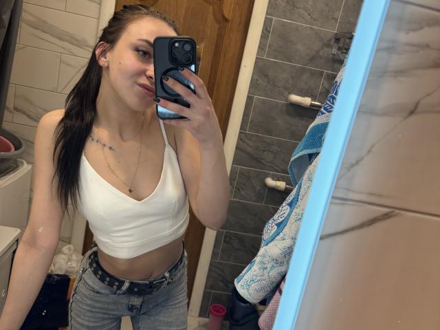 Krismi69 - Live sex cam - 22884417