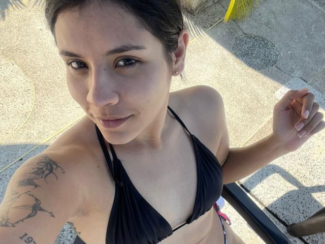 KatyGreyy - Live porn &amp; sex cam - 22885717