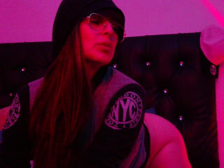 MiaDiamonds - Live porn &amp; sex cam - 22888677