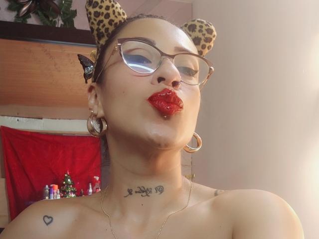 LunaCandy - Live sex cam - 22891729