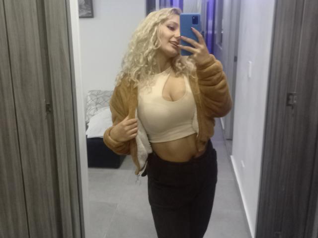 FloraSaenz - Live sexe cam - 22896373