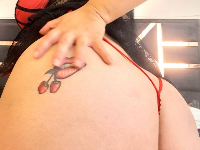 VivianaThomson - Live sex cam - 22901101