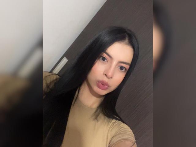 IsabellaJames - Élő pornó és szexkamera - 22902953