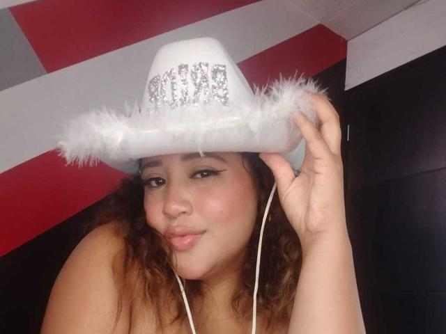 IamAhYours - Live sex cam - 22912641