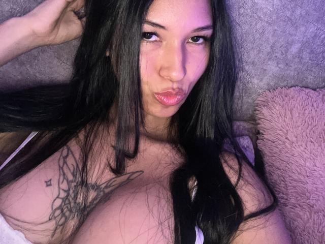 AmyyButterfly - Live porn &amp; sex cam - 22920813
