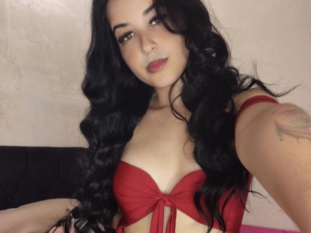 EsmeraldaXx - Live Sex Cam - 22924037