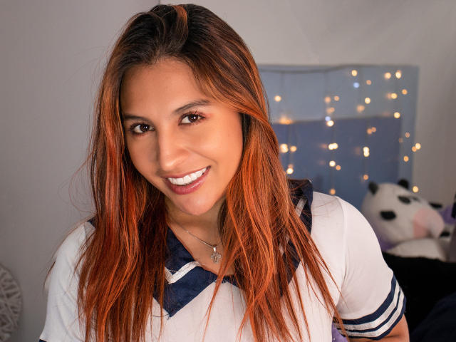 MiaXThompson - Live sex cam - 22928769