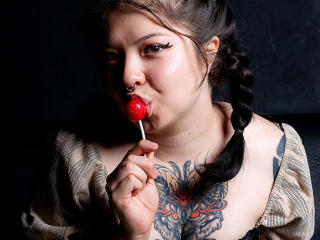 MissAllSunday - Élő pornó és szexkamera - 22930949