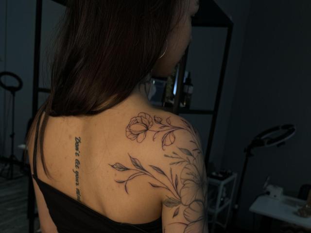 LillianSunny - Live sex cam - 22931009