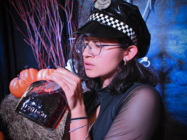 DarikoRoberts - Live sex cam - 22944905