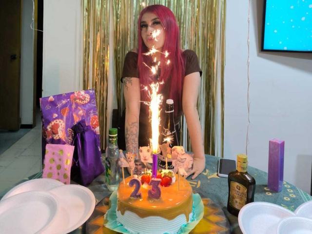 SammyViolet - Live Sex Cam - 22947669