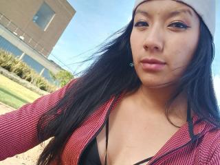 EmaCorine - Live porn &amp; sex cam - 22956641