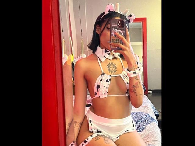 SalomeMille - Live sex cam - 22959097