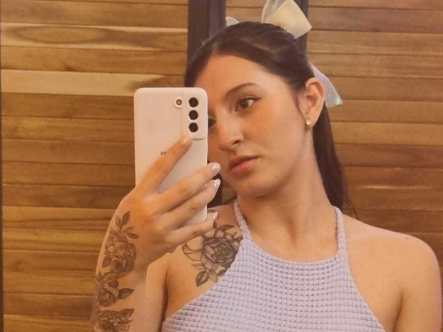 ZoeCortes - Live sexe cam - 22961813