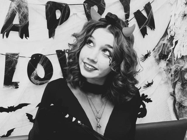 LettyCurly - Sexe cam en vivo - 22971421