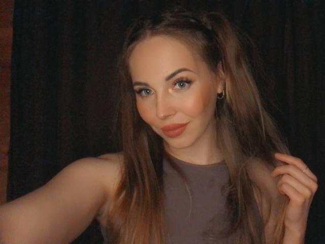 CassandraHottie - Live sex cam - 22972625